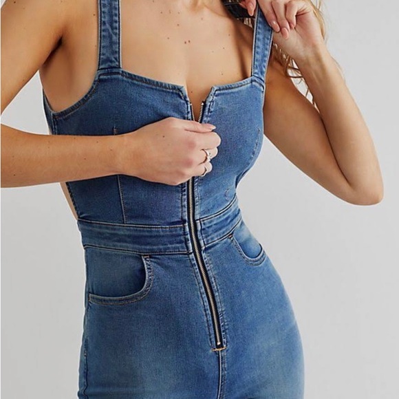 Free People Jean Overalls/ front zipper - Picture 2 of 7